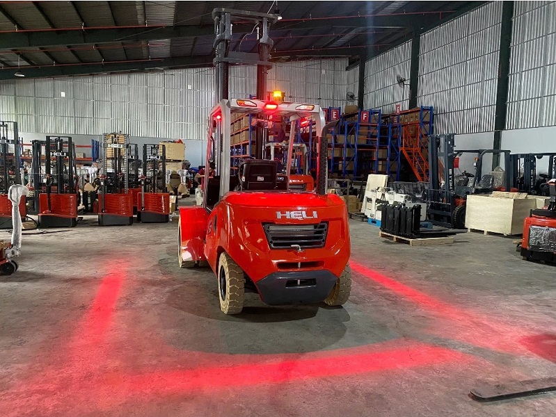 Đèn chiếu vạch lắp trên xe nâng HELI 5 tấn G3 series