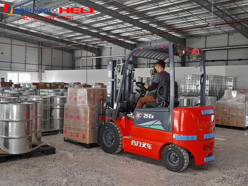 Lưu ý khi sử dụng xe nâng điện chống cháy nổ Heli