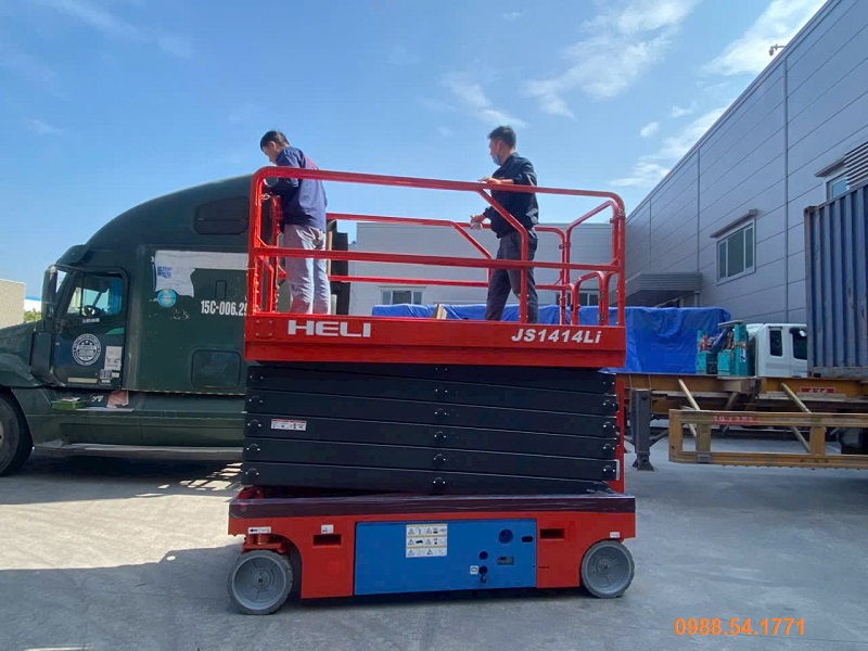 Xe nâng Scissor lift 14m Heli JS1414